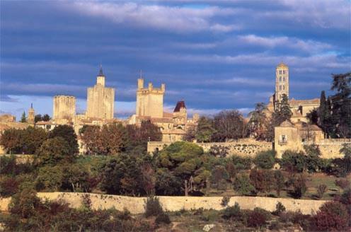 La Pascallane Uzes Exterior photo